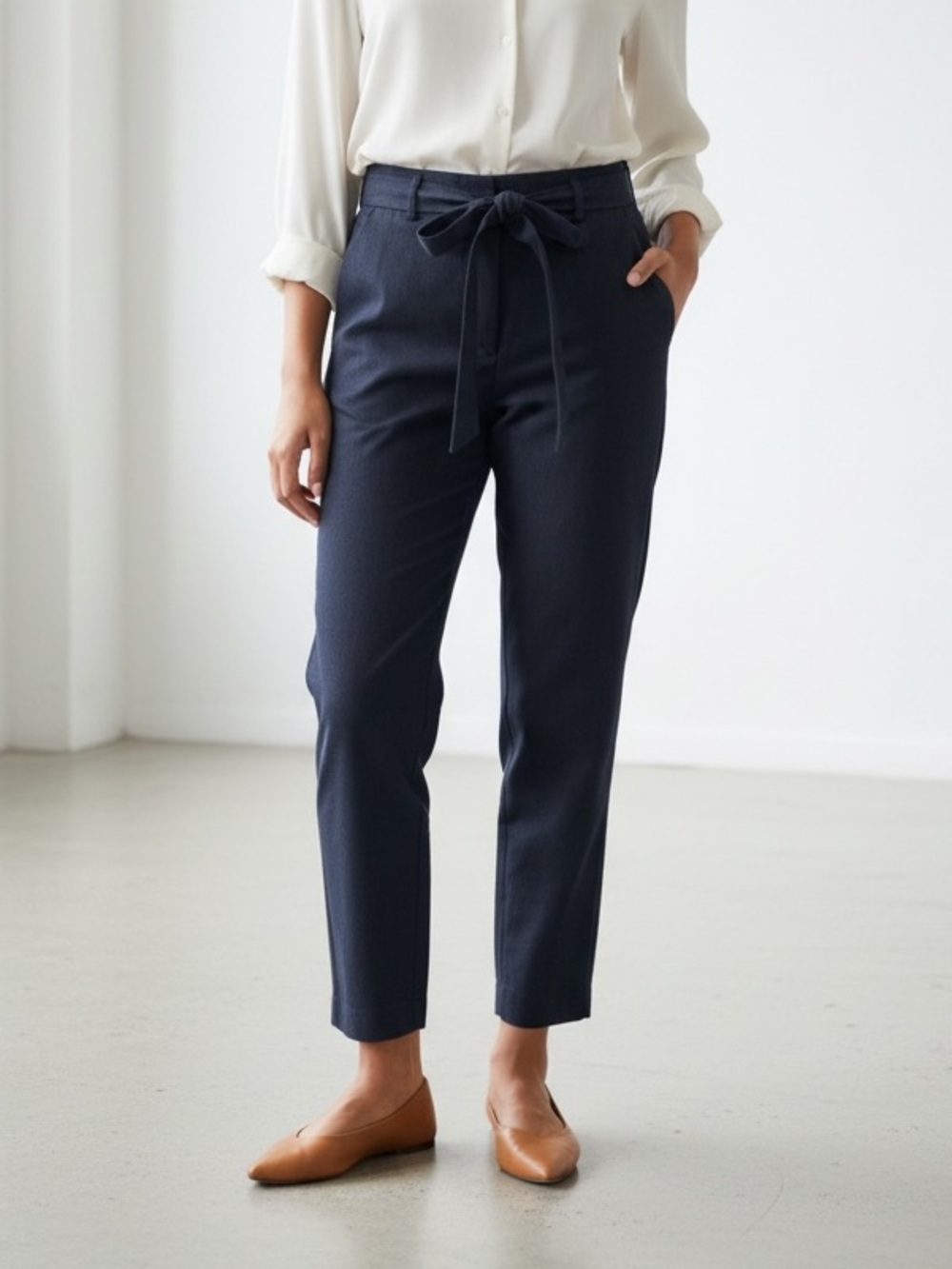 Banana Republic Navy Tie-Waist Cropped Tapered Pants